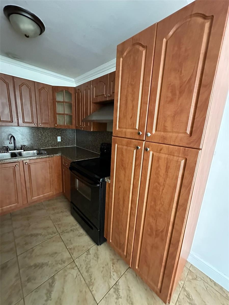CAMBRIDGE CONDO - Residential Lease