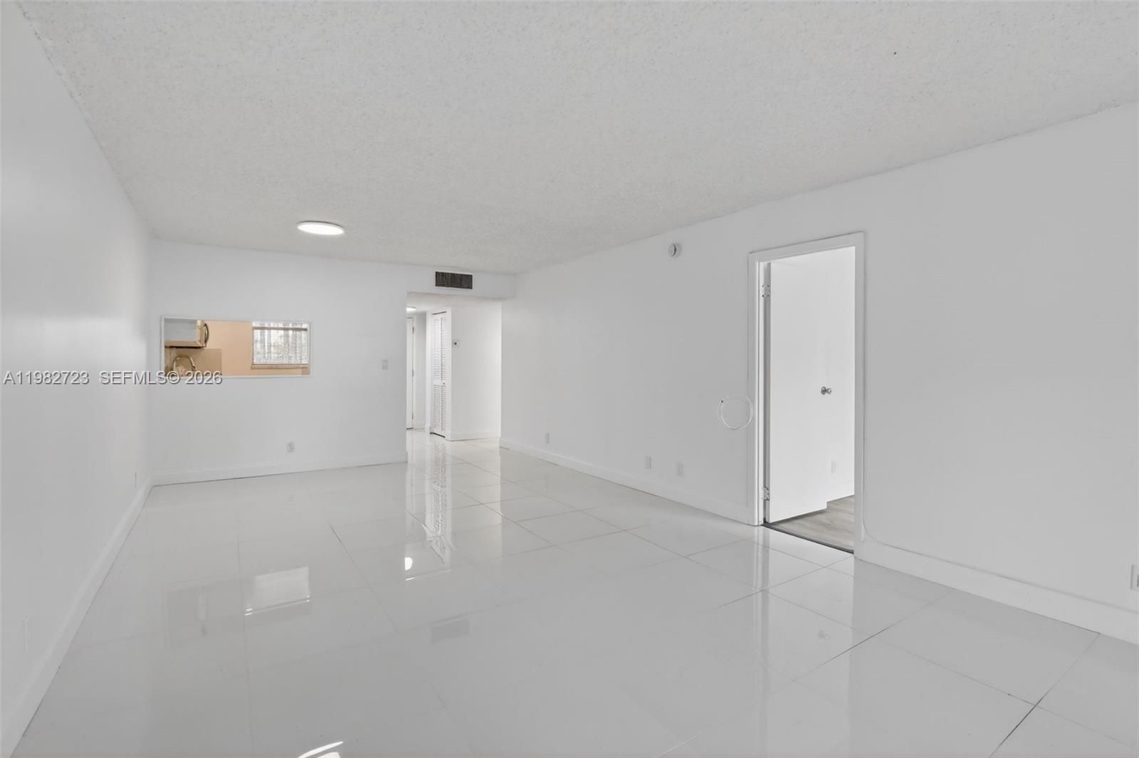 CONDOMINIUM 5 OF ENVIRON - Residential