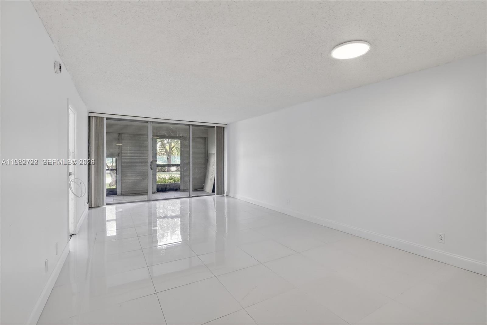 CONDOMINIUM 5 OF ENVIRON - Residential