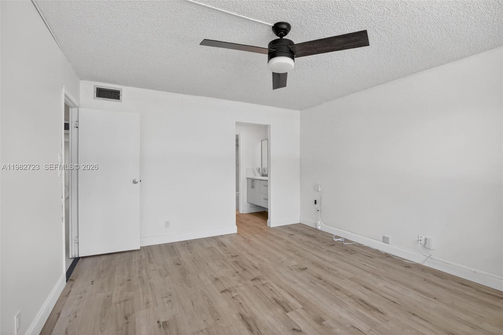 CONDOMINIUM 5 OF ENVIRON - Residential