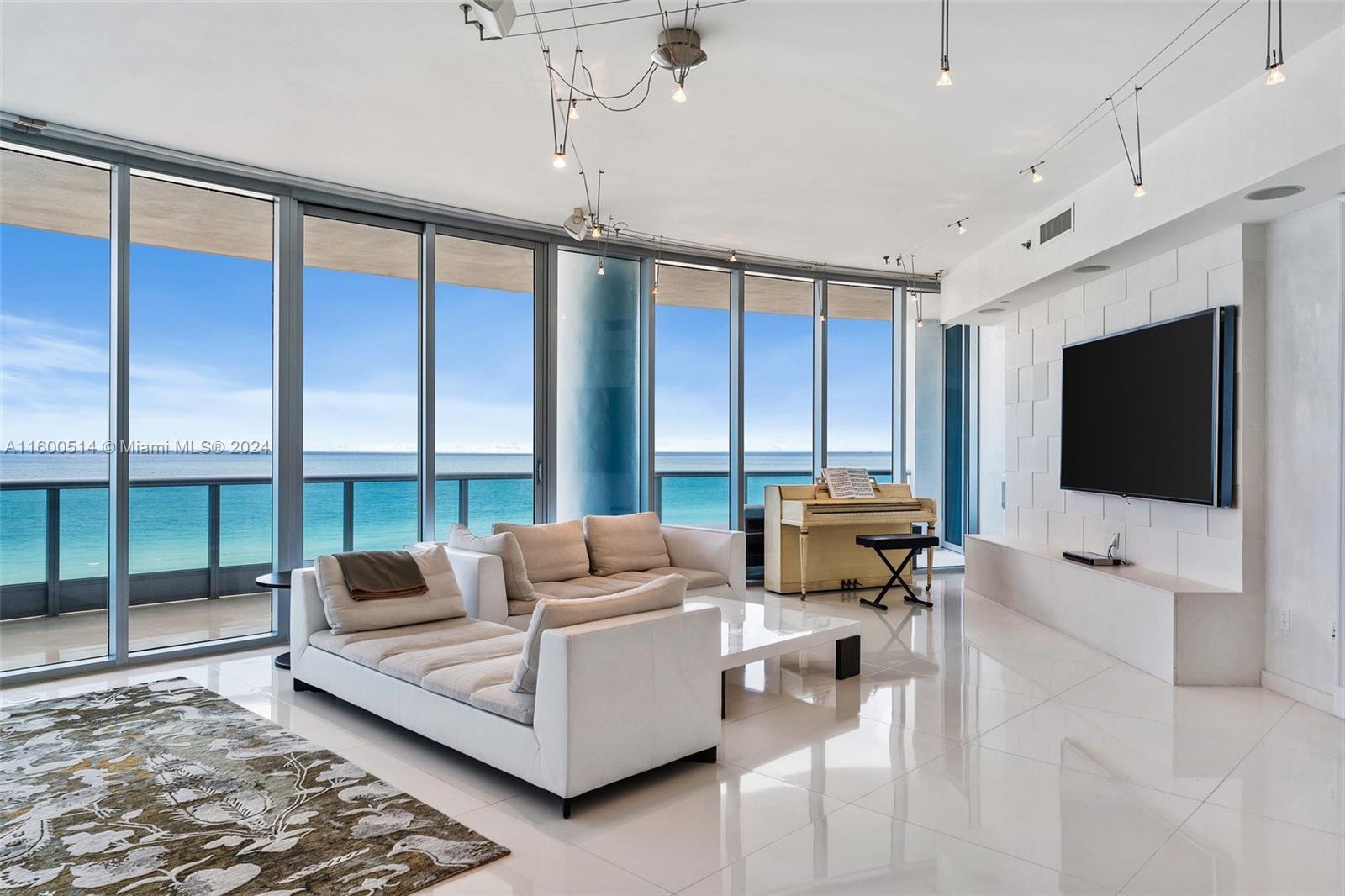 THE RESIDENCES AT THE BAT - Residential