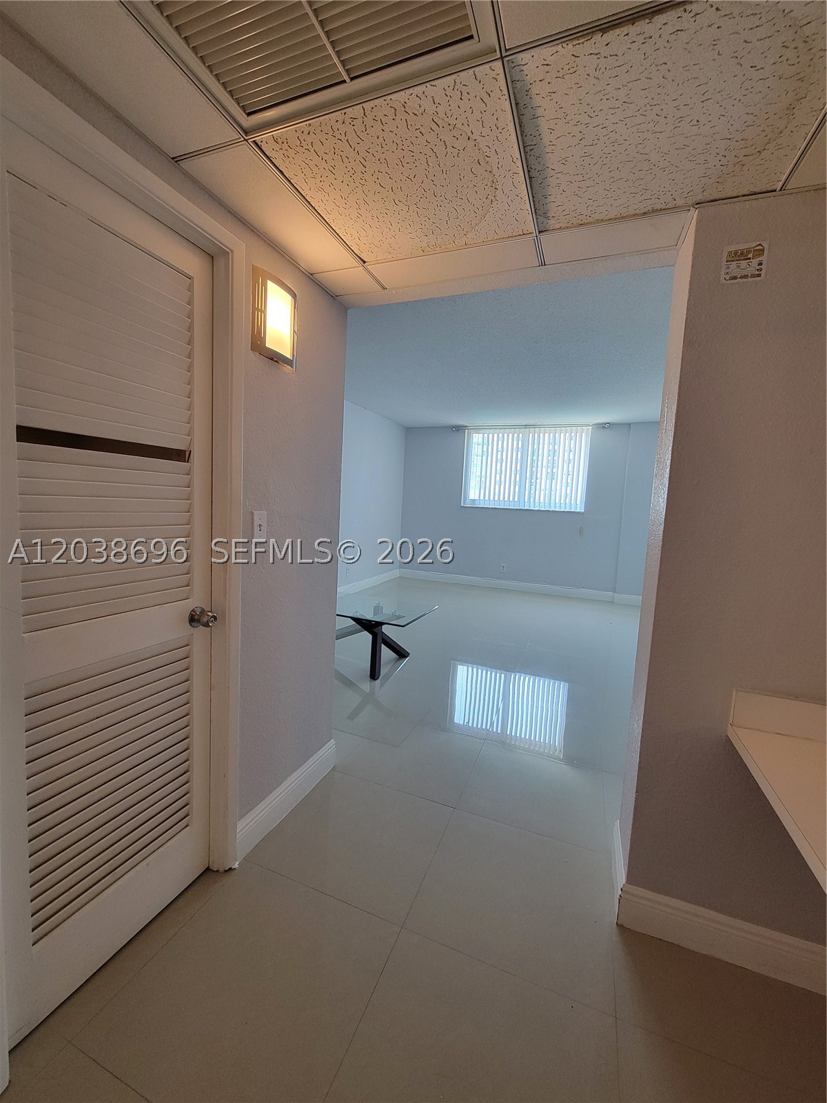OCEANVIEW BUILDING B COND - Residential Lease