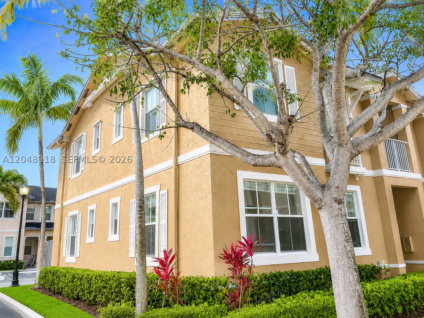 FIJI CONDO NO 2 - Residential