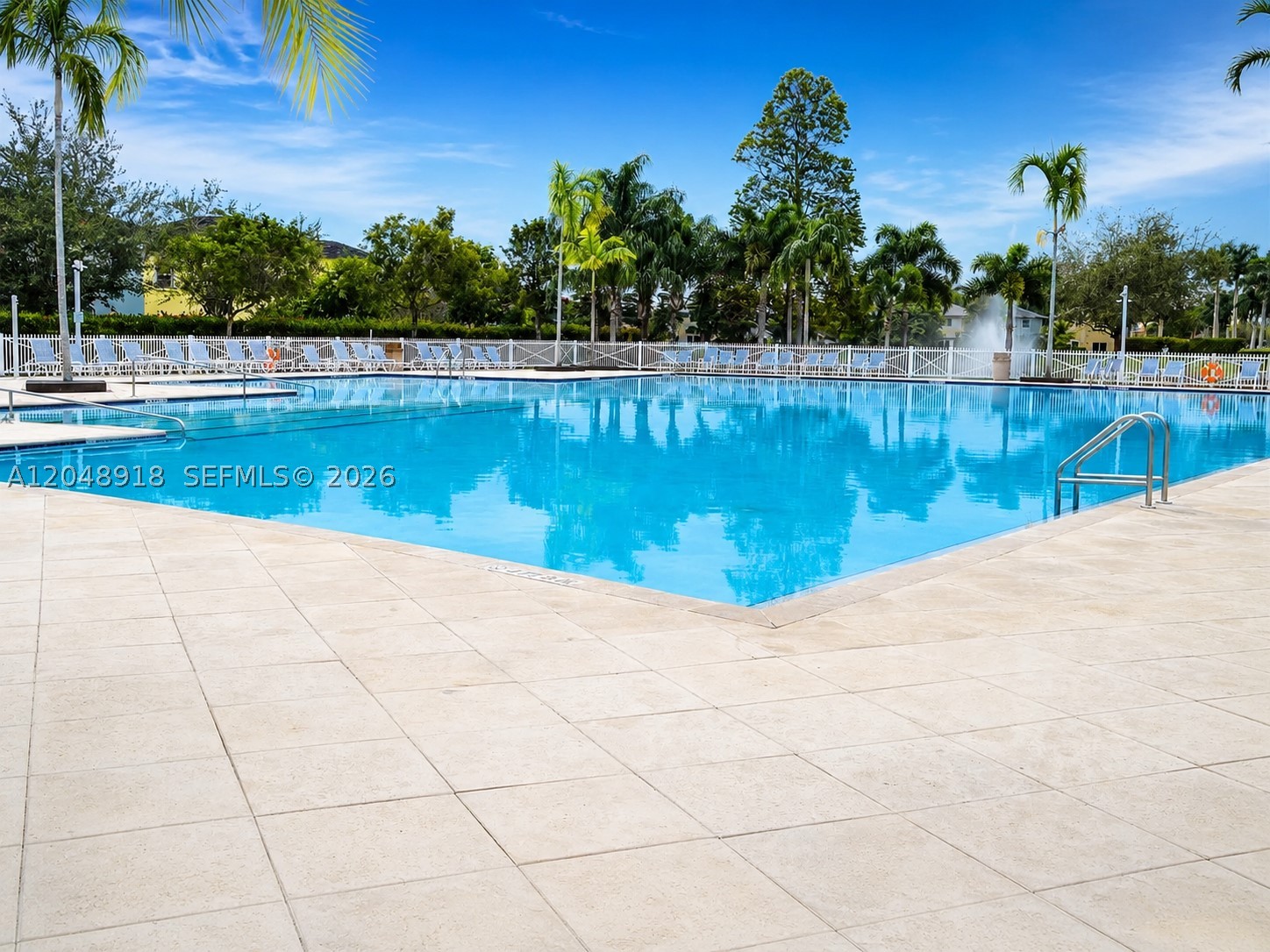 FIJI CONDO NO 2 - Residential