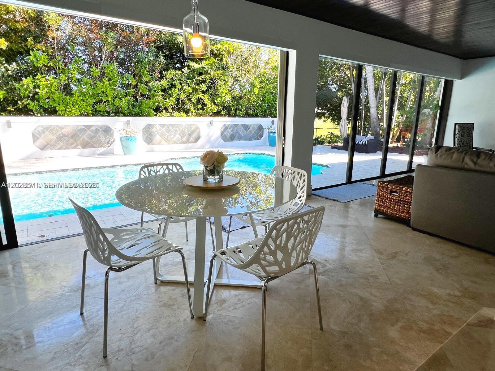ALLISON ESTATES - Residential Lease