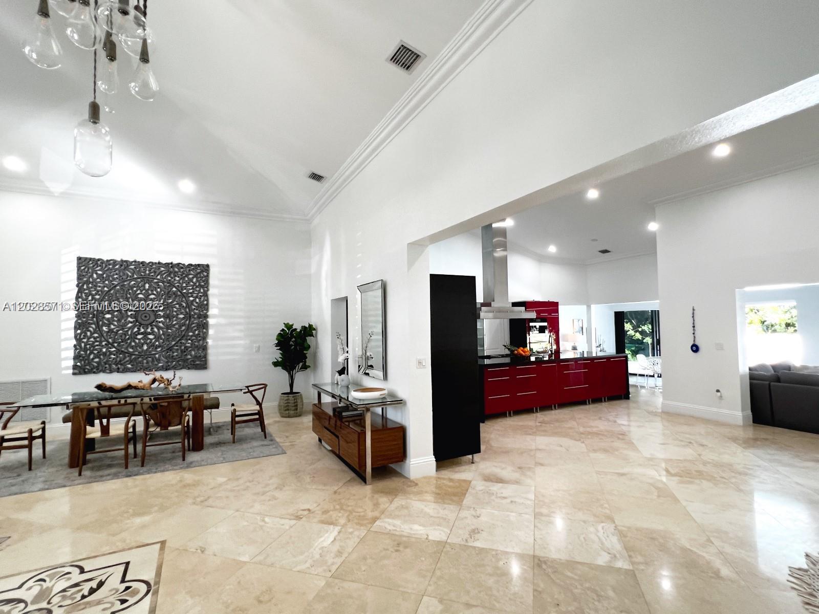 ALLISON ESTATES - Residential Lease