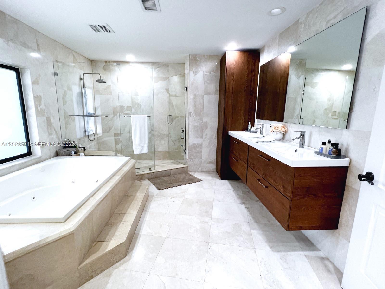 ALLISON ESTATES - Residential Lease