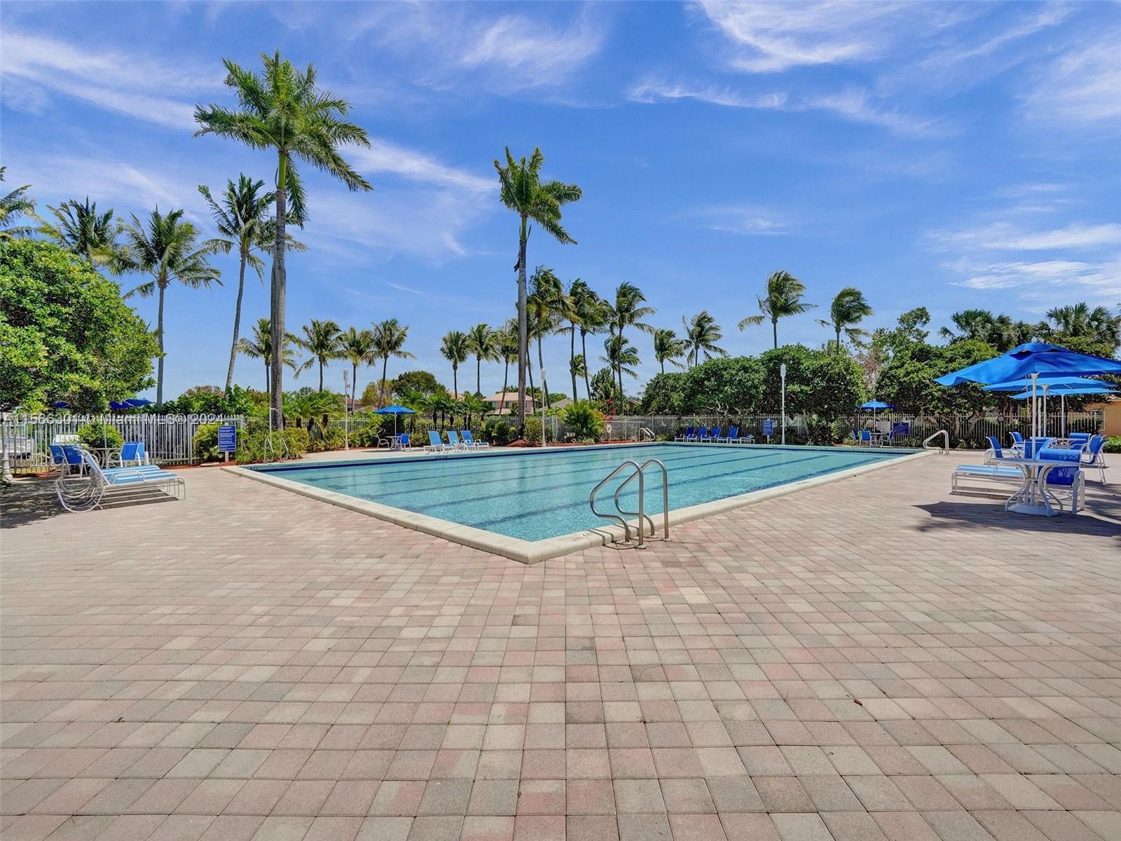 PEMBROKE ISLES 1 - Residential