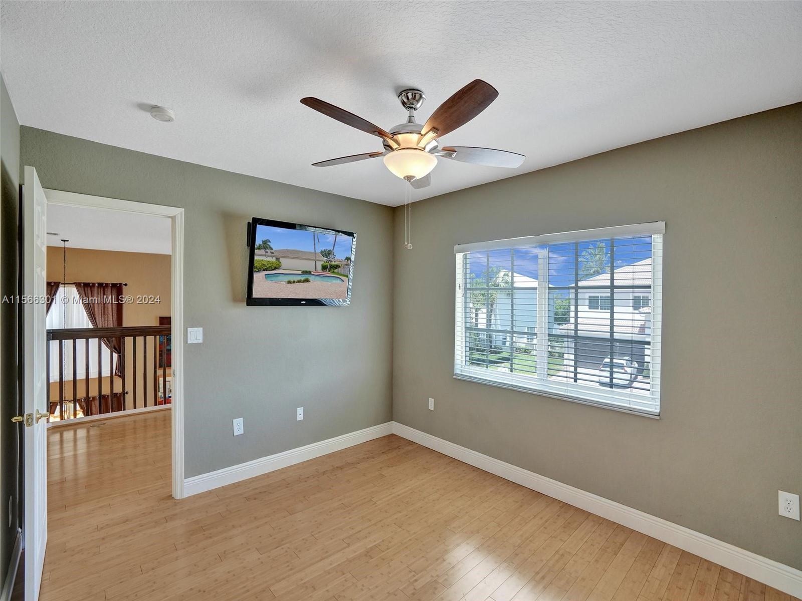 PEMBROKE ISLES 1 - Residential