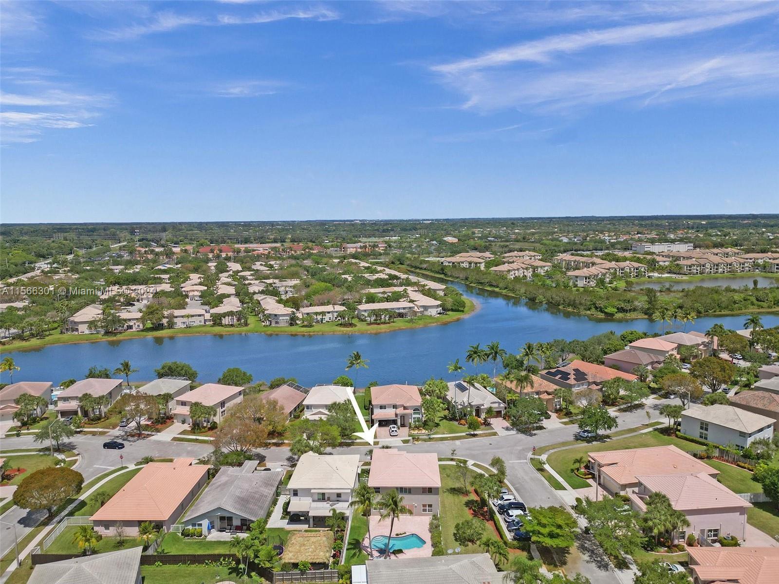 PEMBROKE ISLES 1 - Residential