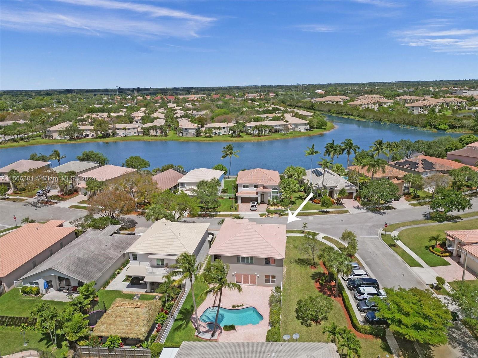 PEMBROKE ISLES 1 - Residential
