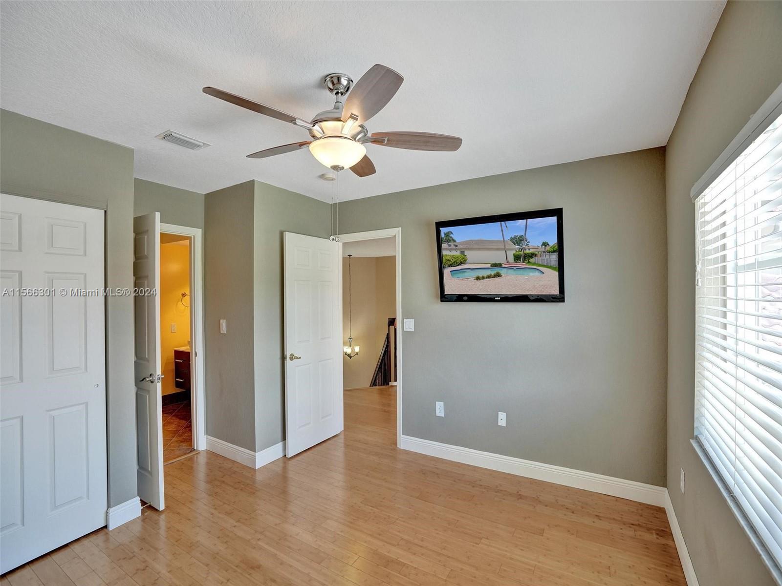 PEMBROKE ISLES 1 - Residential