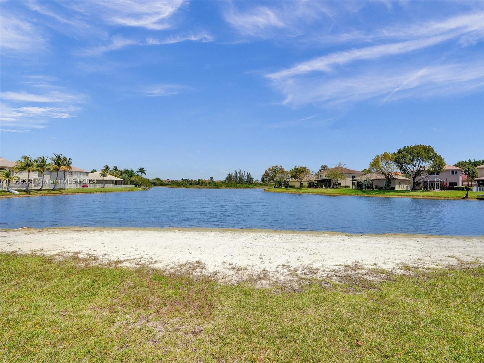 PEMBROKE ISLES 1 - Residential