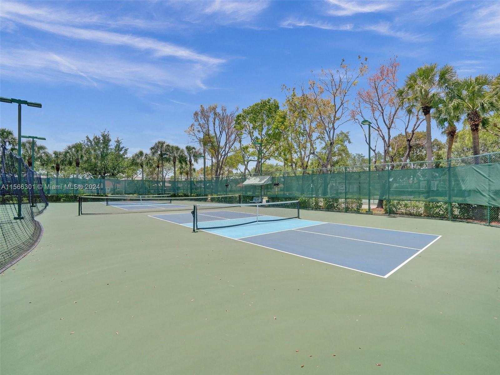 PEMBROKE ISLES 1 - Residential