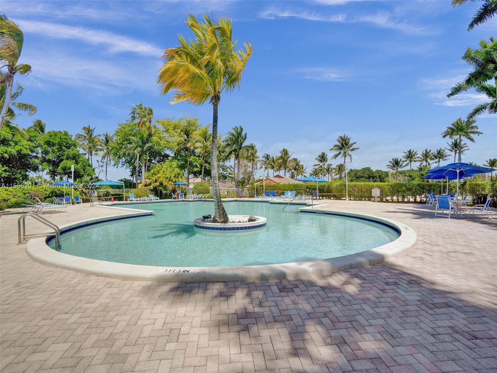 PEMBROKE ISLES 1 - Residential