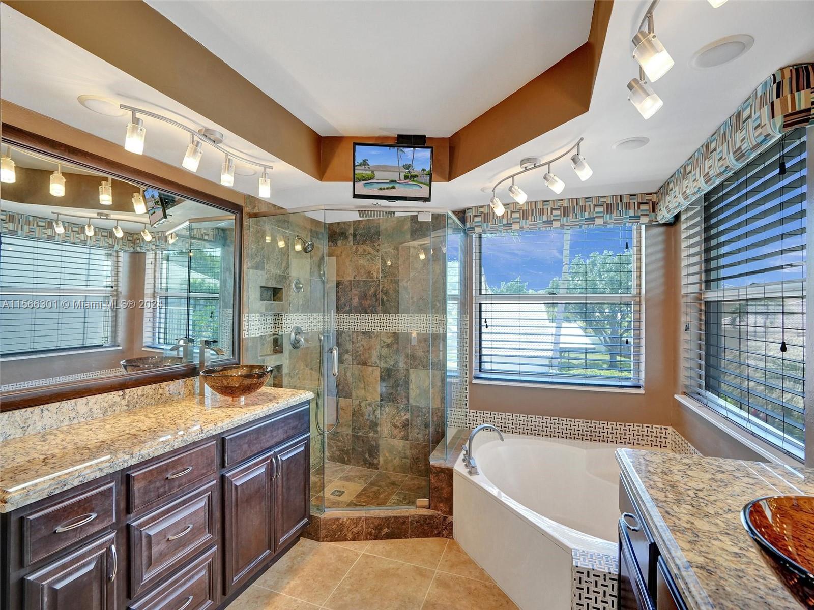 PEMBROKE ISLES 1 - Residential