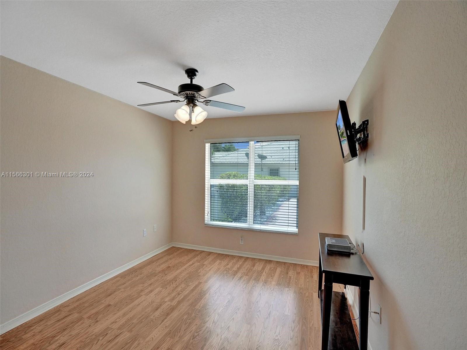 PEMBROKE ISLES 1 - Residential