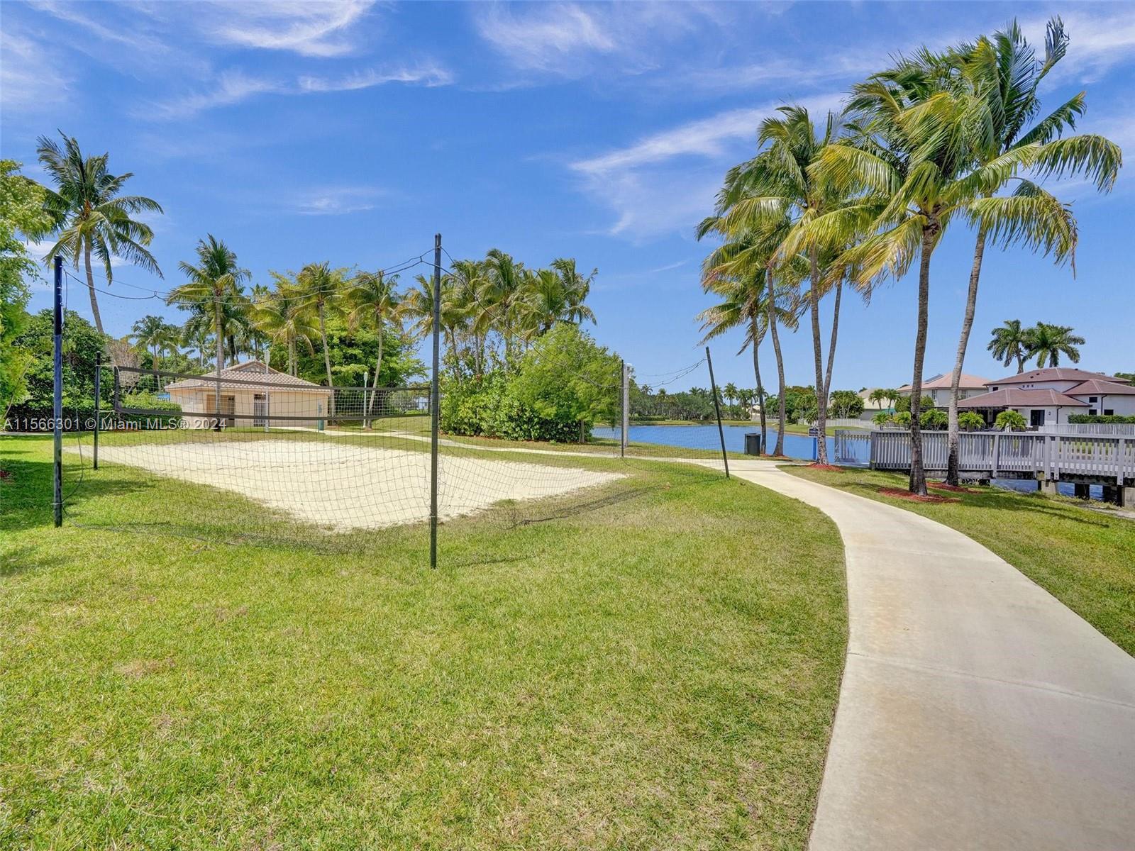 PEMBROKE ISLES 1 - Residential