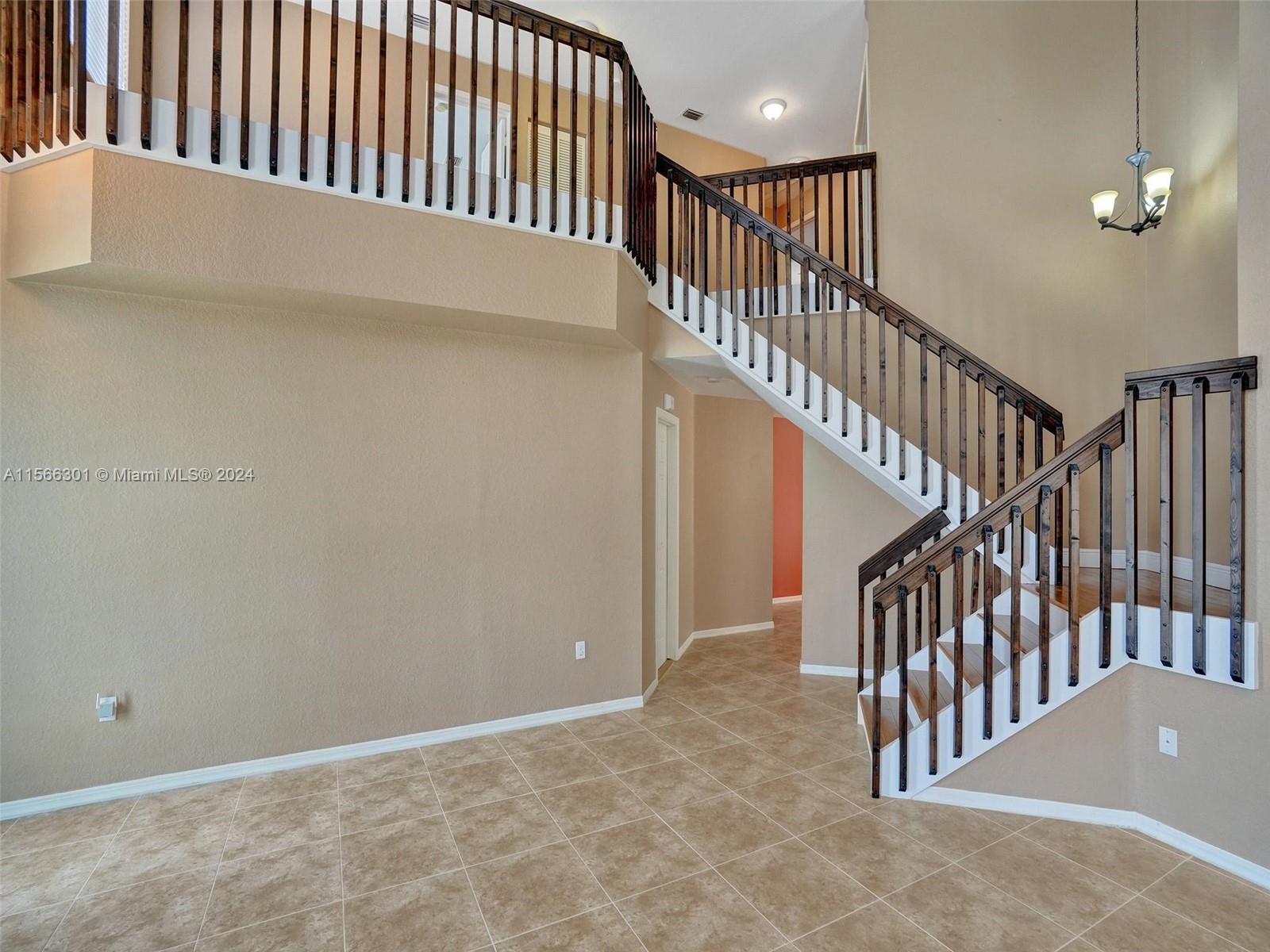 PEMBROKE ISLES 1 - Residential