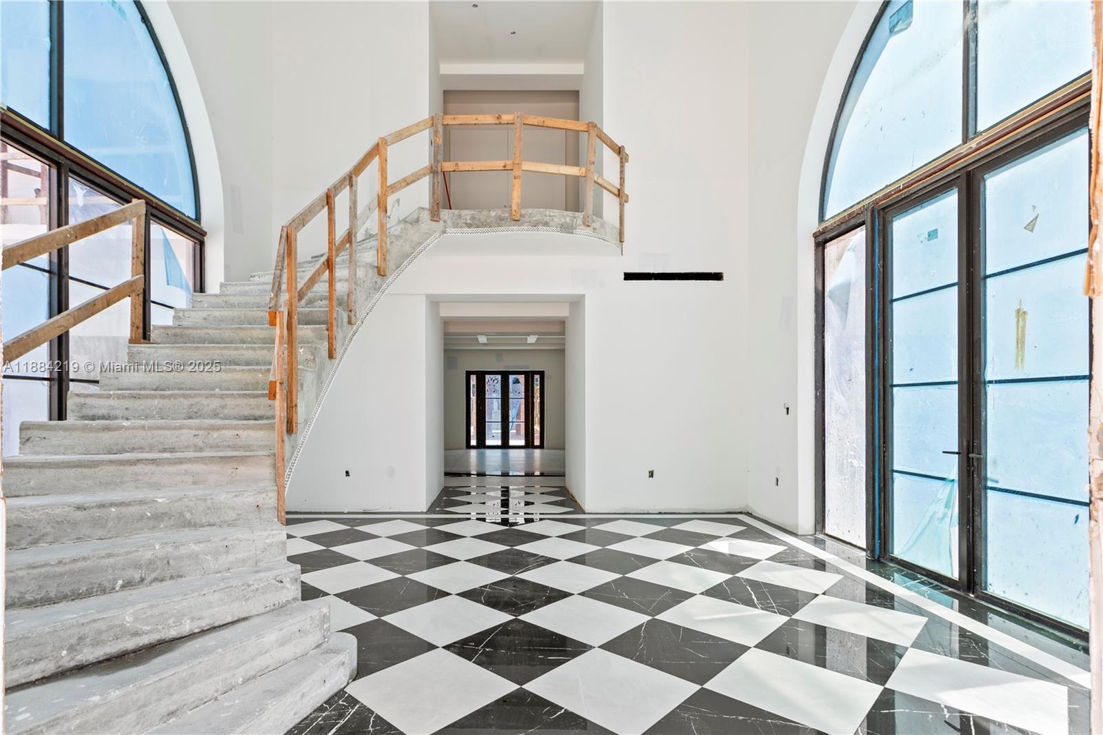 NORTH PINECREST - Residential
