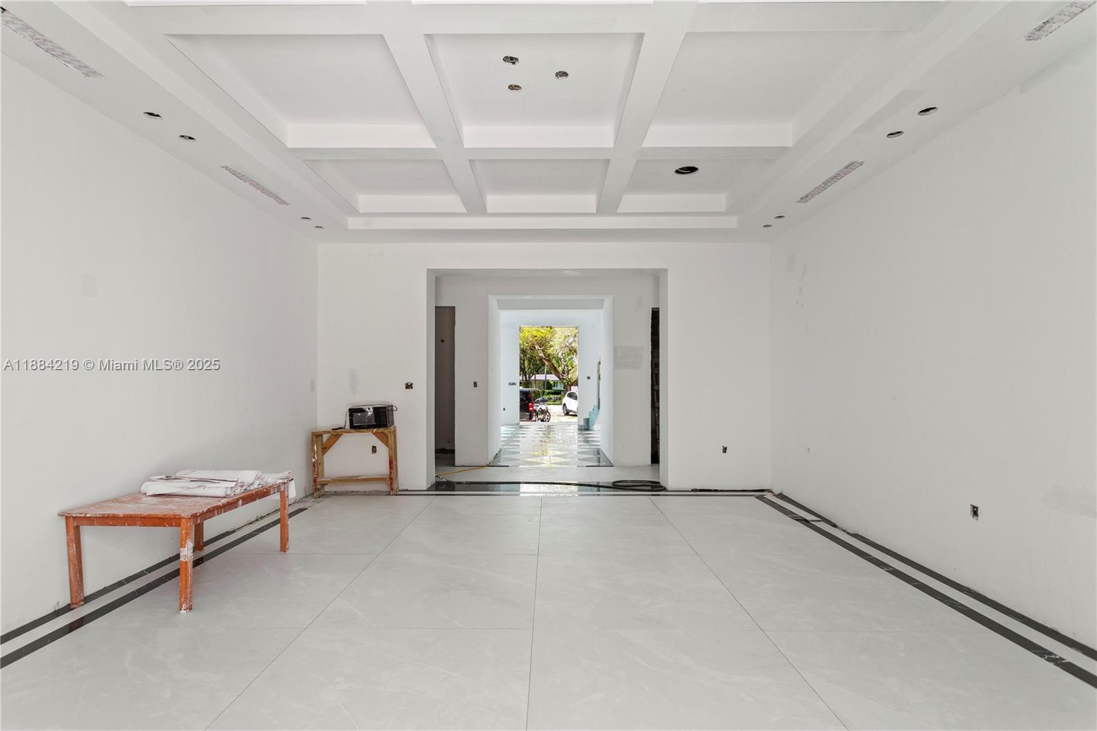 NORTH PINECREST - Residential