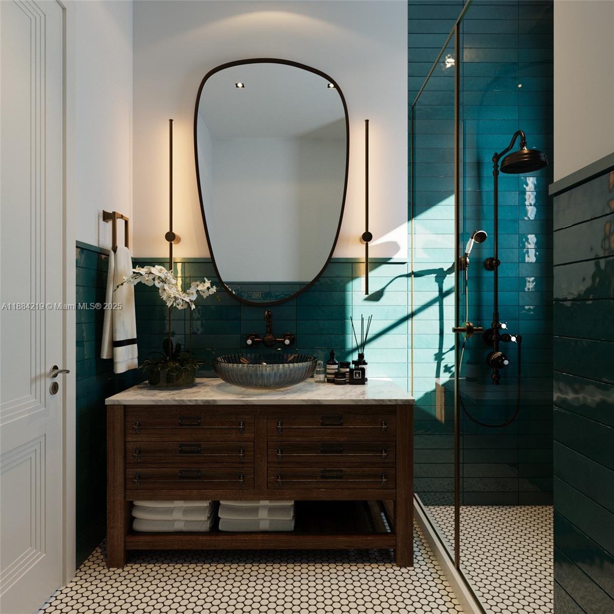 NORTH PINECREST - Residential