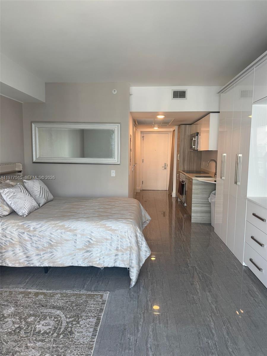 BRICKELLHOUSE CONDO - Residential Lease