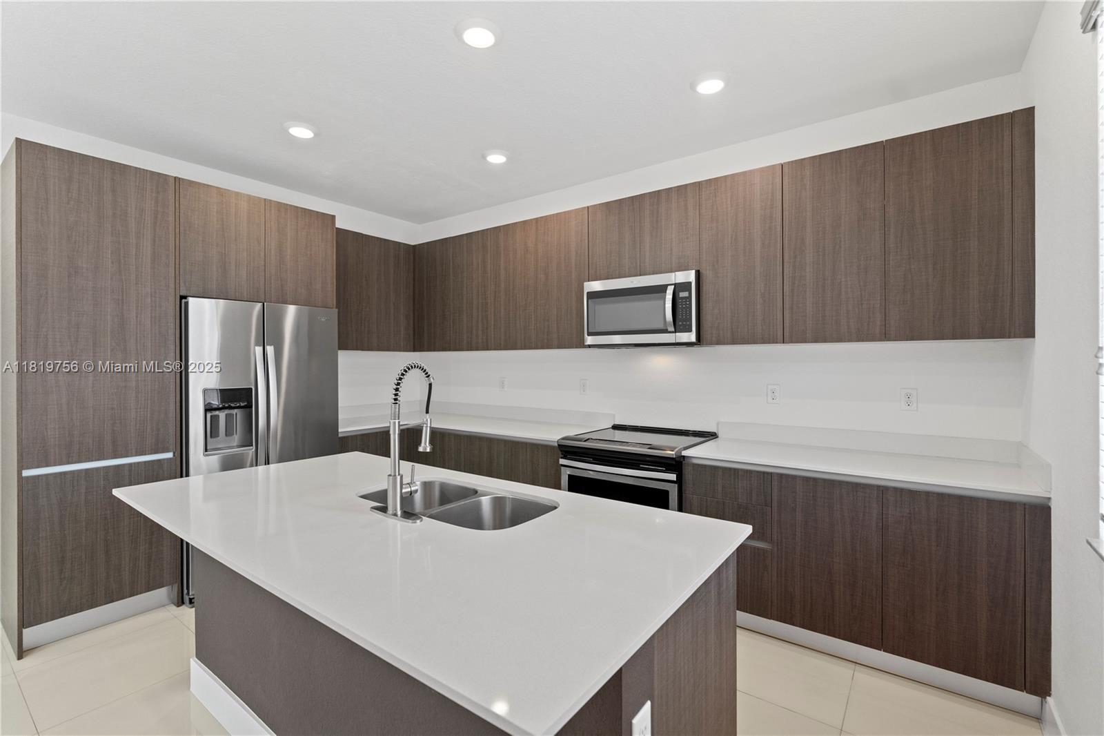 CENTURY PARK PLACE - Residential Lease