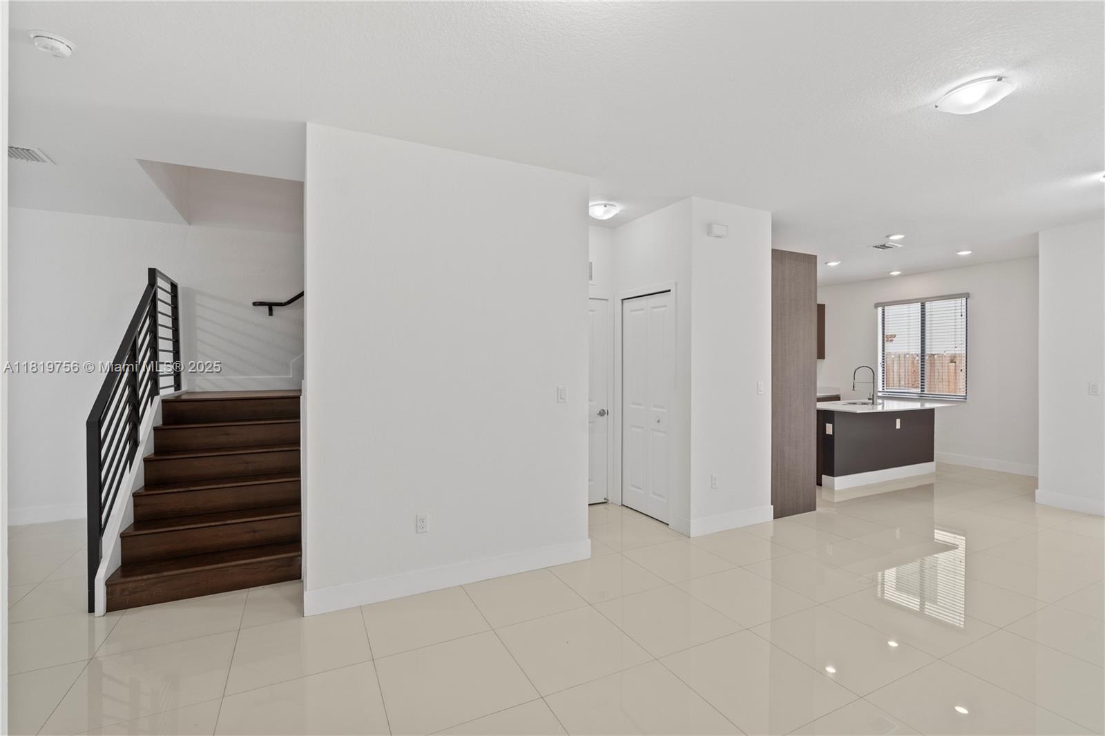 CENTURY PARK PLACE - Residential Lease