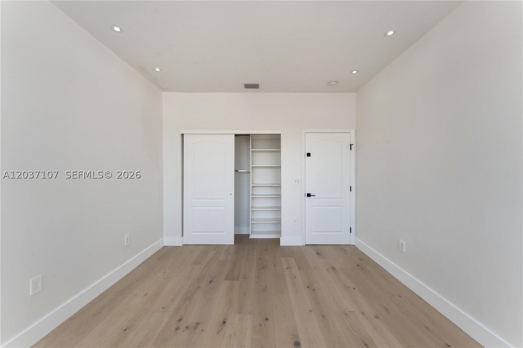 AVENTURA LAKES - PHASE II - Residential