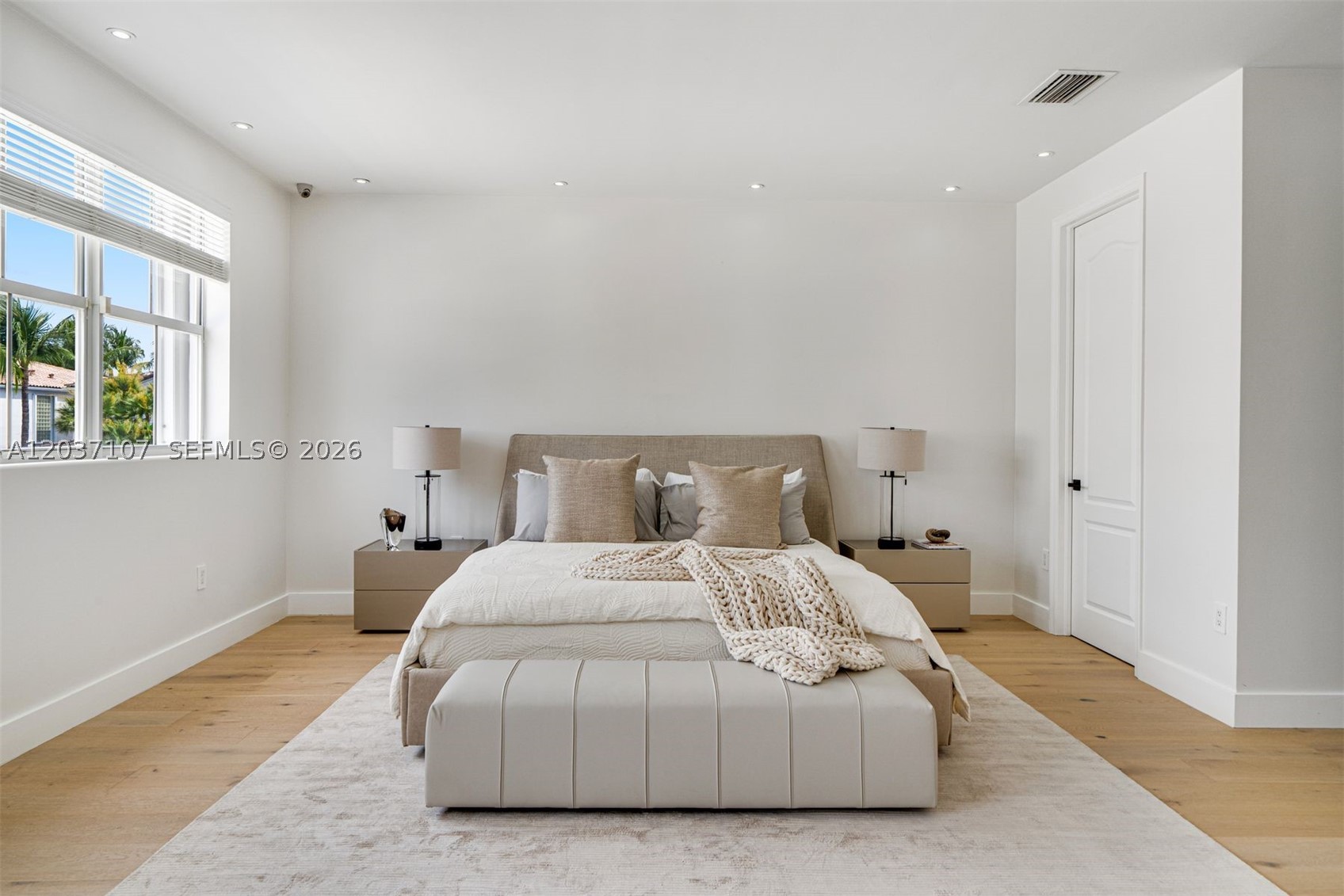AVENTURA LAKES - PHASE II - Residential