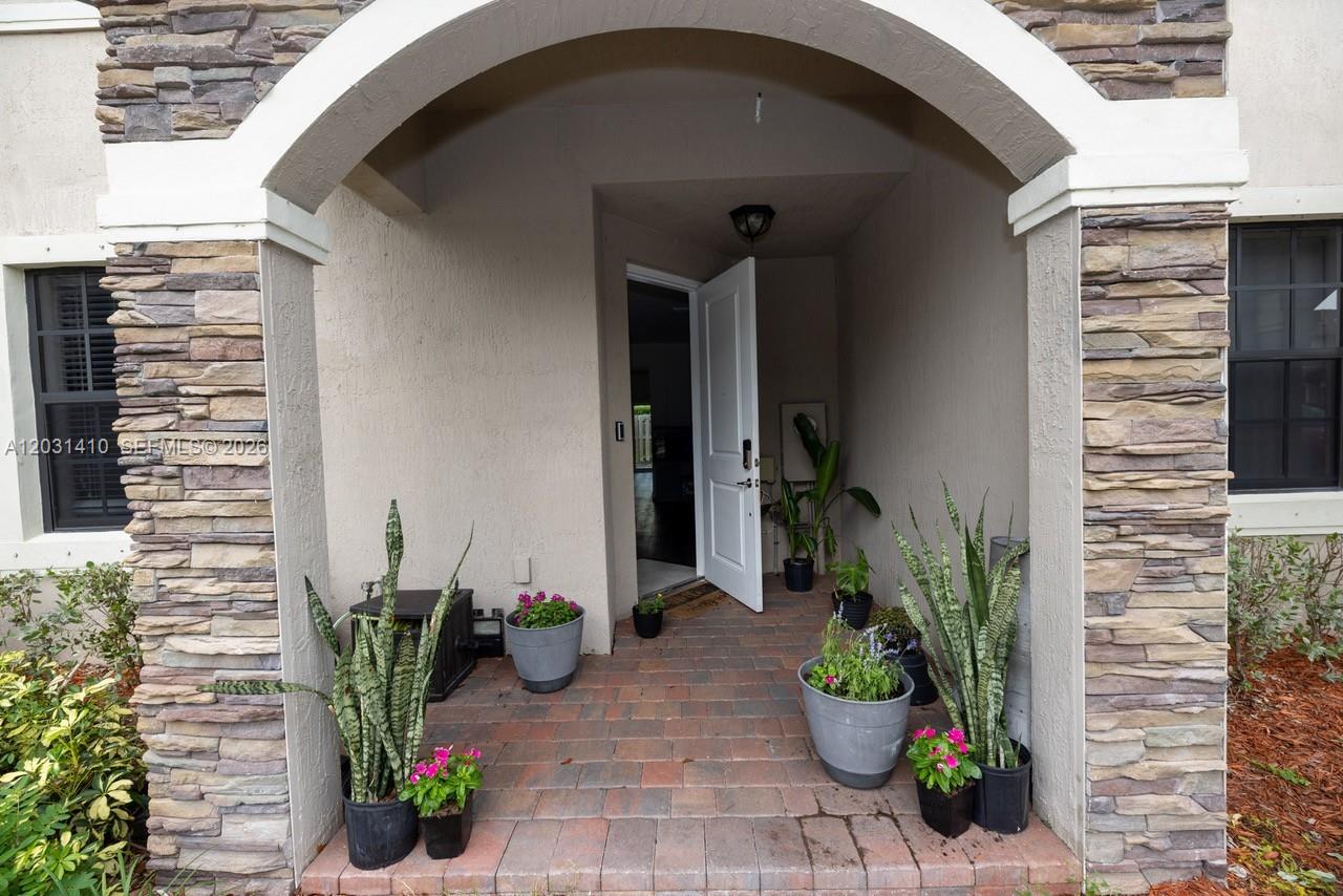 COCO PALM ESTATES - Residential