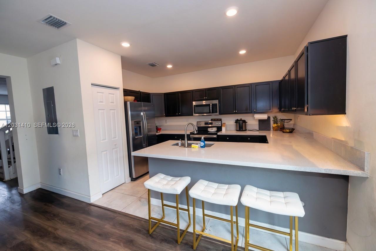 COCO PALM ESTATES - Residential