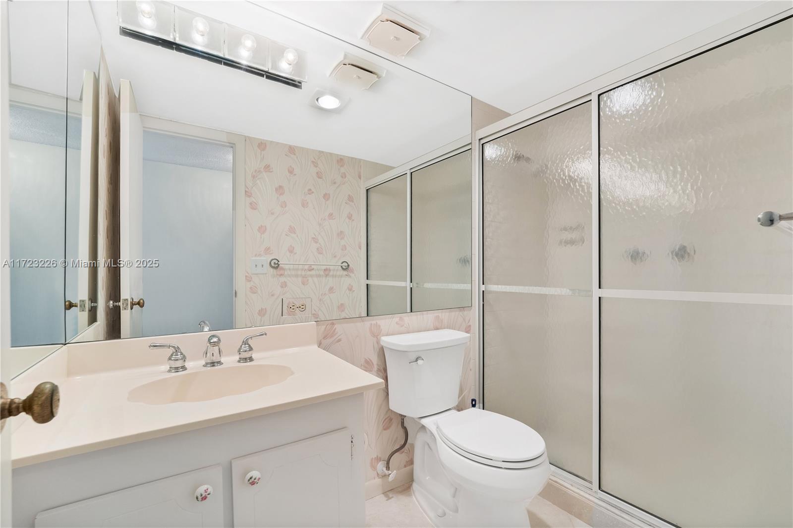 BOUNDBROOK CONDO S - Residential