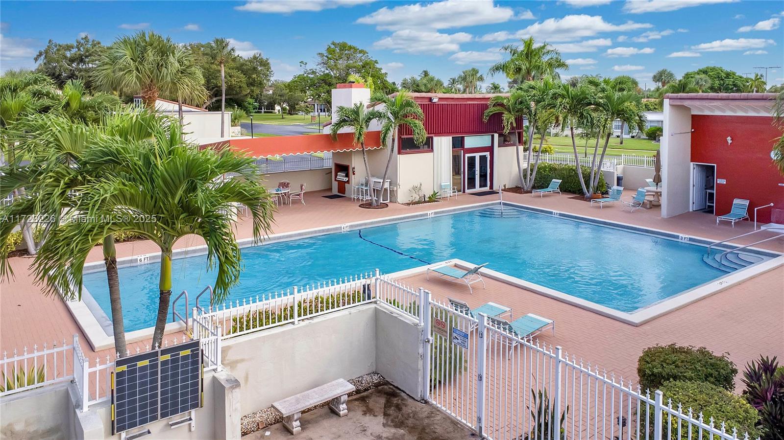 BOUNDBROOK CONDO S - Residential