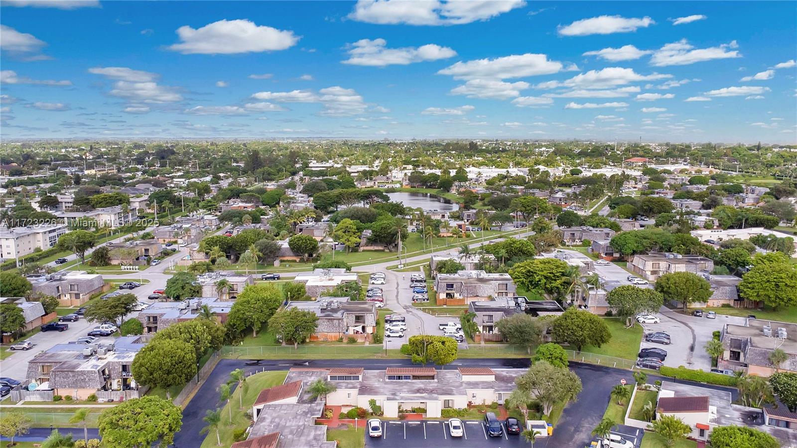BOUNDBROOK CONDO S - Residential