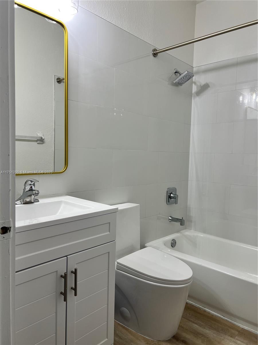 SAN MARCO VILLAS CONDO - Residential Lease