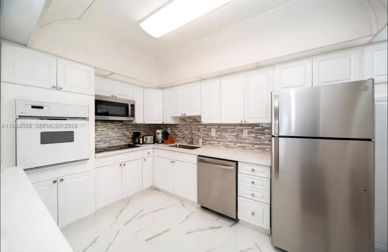 OCEAN RESERVE CONDO - Residential Lease