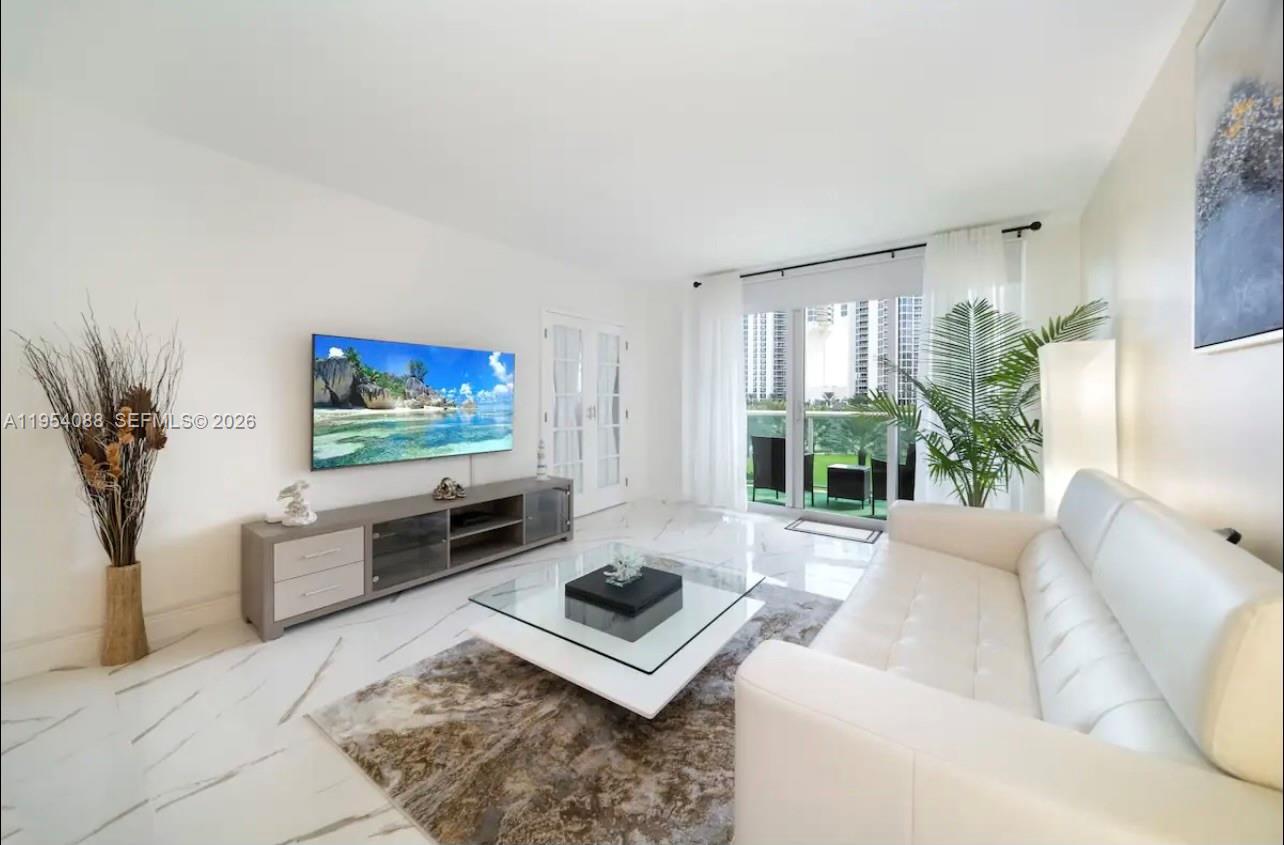 OCEAN RESERVE CONDO - Residential Lease