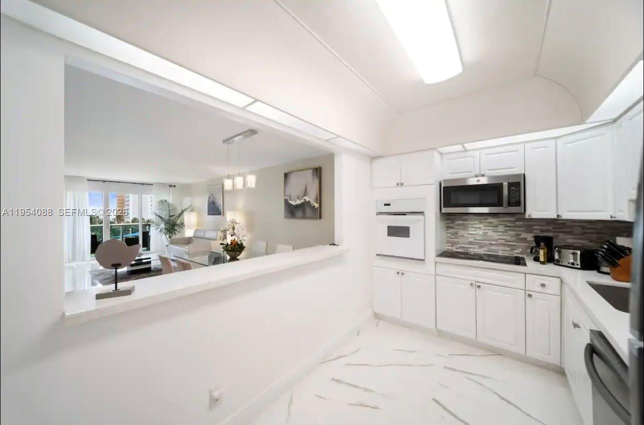 OCEAN RESERVE CONDO - Residential Lease