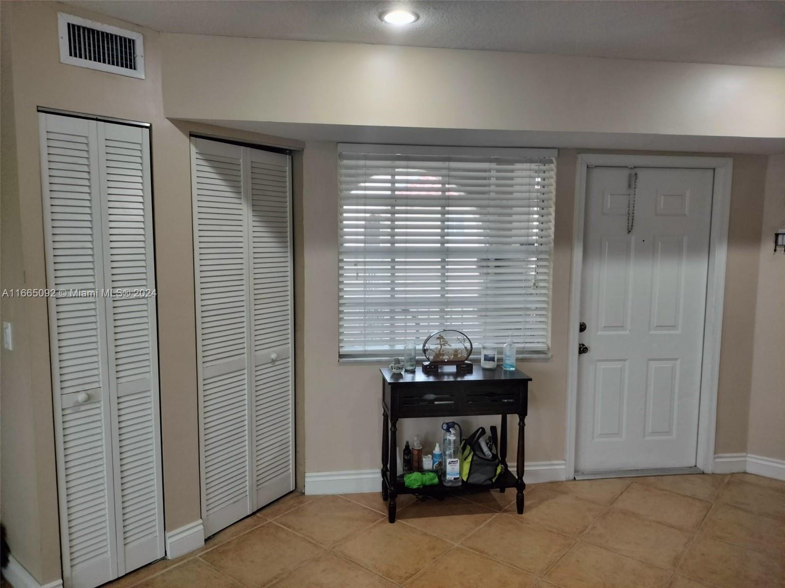 WINDMILL LAKES II CONDO - Residential