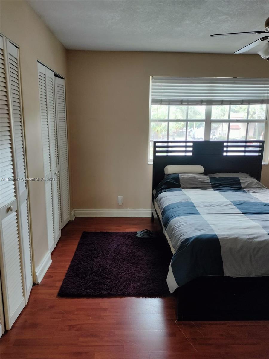 WINDMILL LAKES II CONDO - Residential