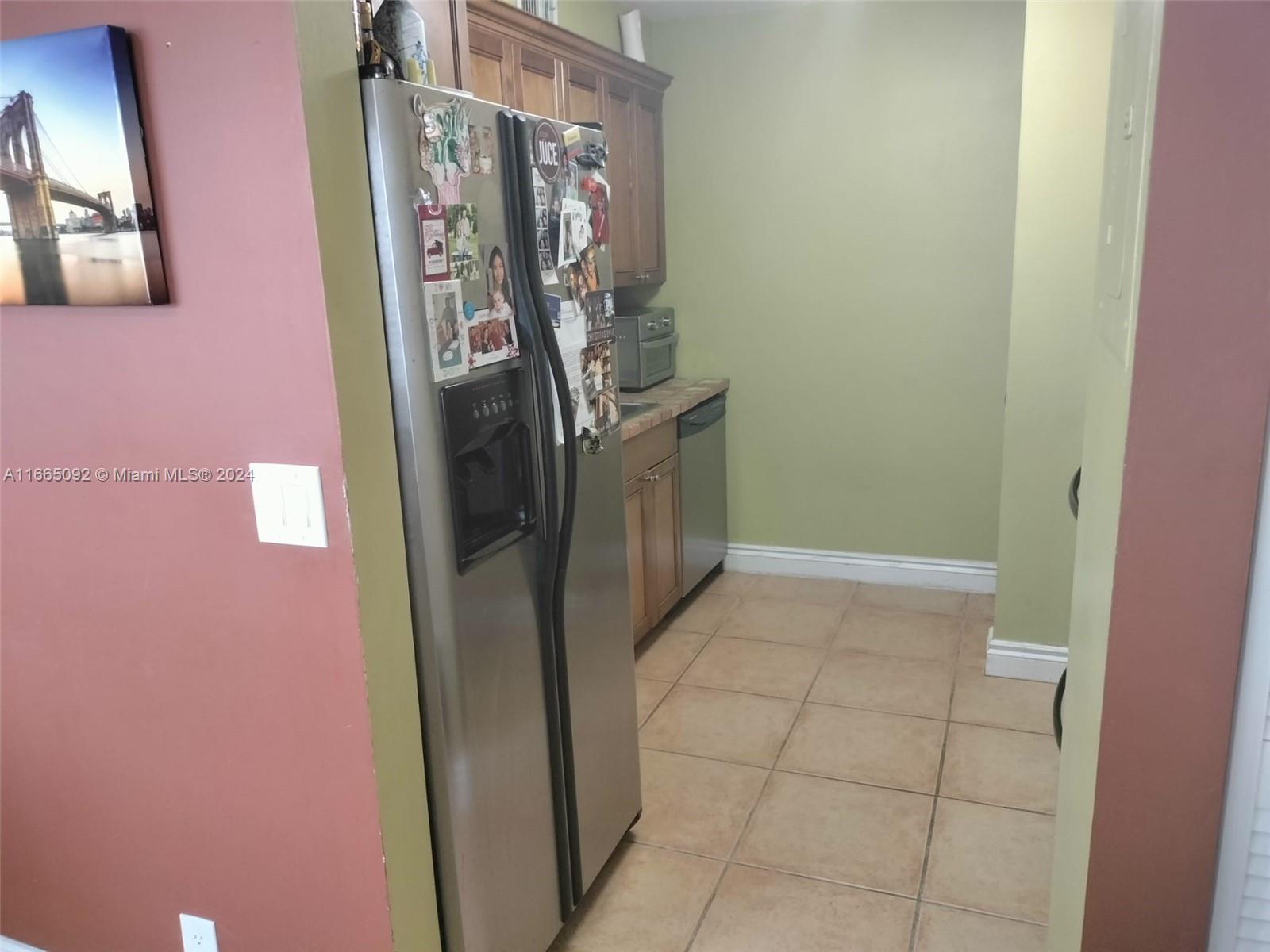 WINDMILL LAKES II CONDO - Residential