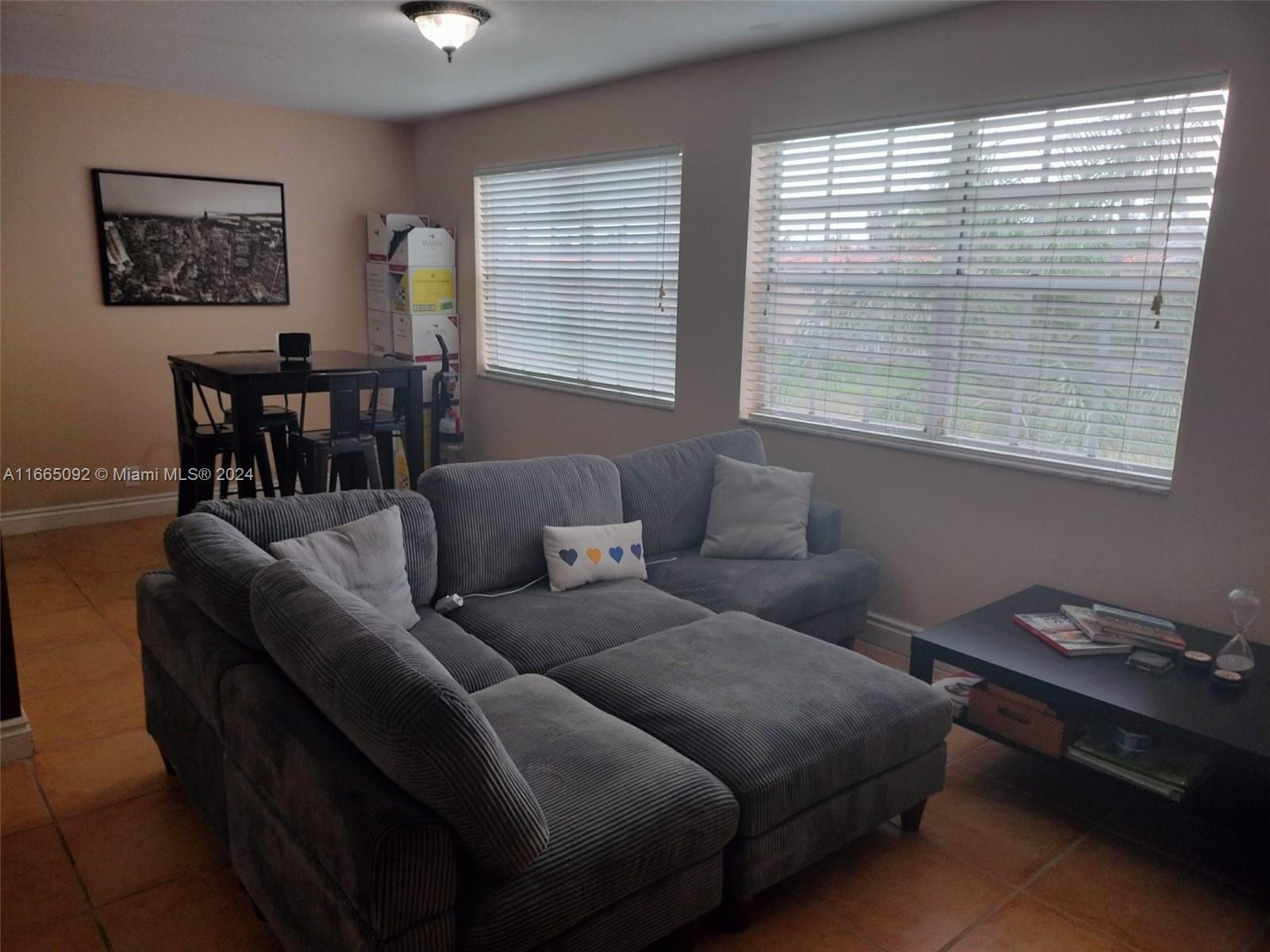 WINDMILL LAKES II CONDO - Residential