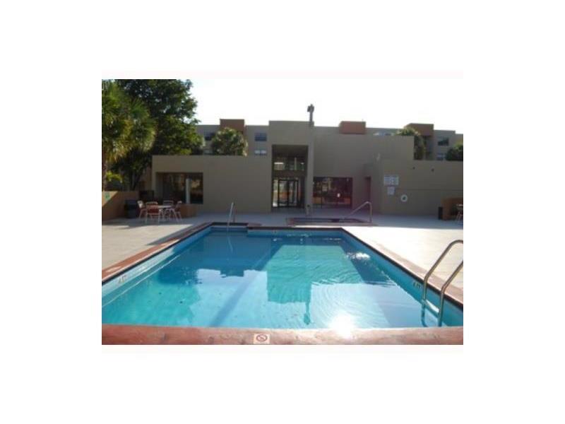 PEPPERMILL KENDALE LK'S W - Residential Lease