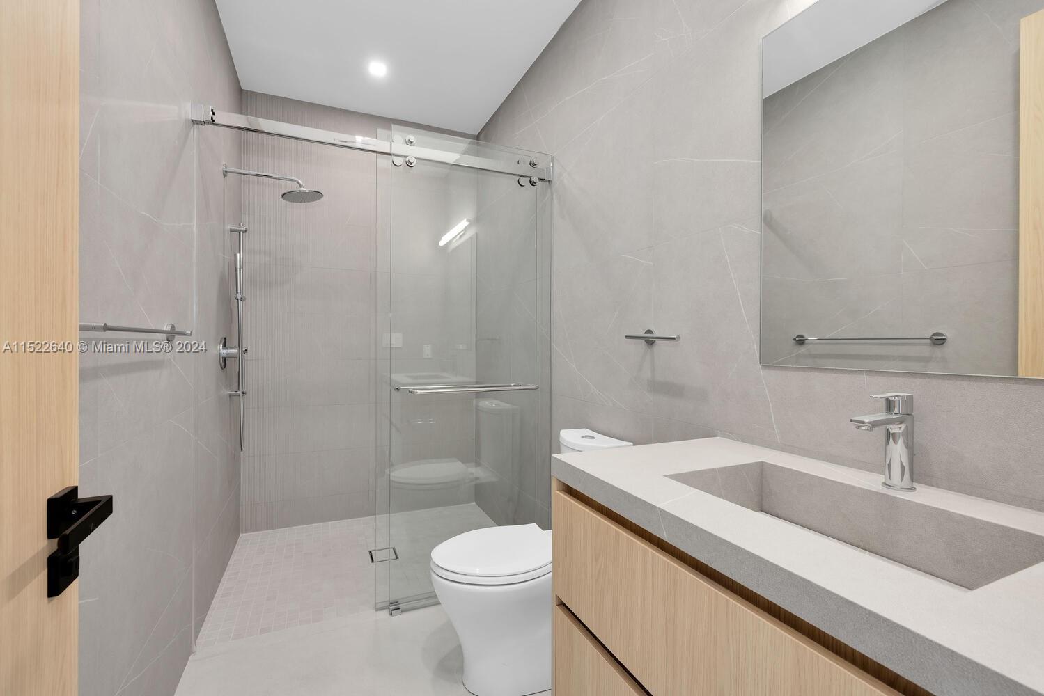 SILVER BLUFF EST SEC C - Residential