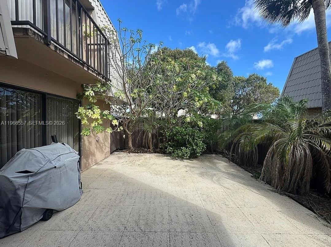 VILLAGE OF SANDALWOOD LAK - Residential