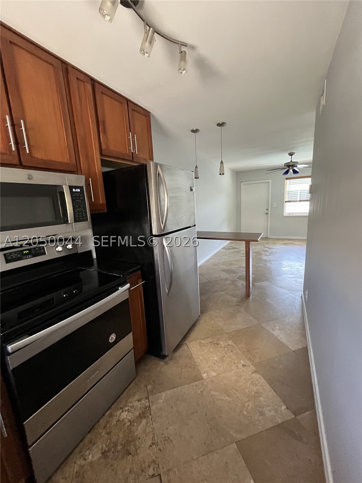 HARBORDALE CONDO - Residential