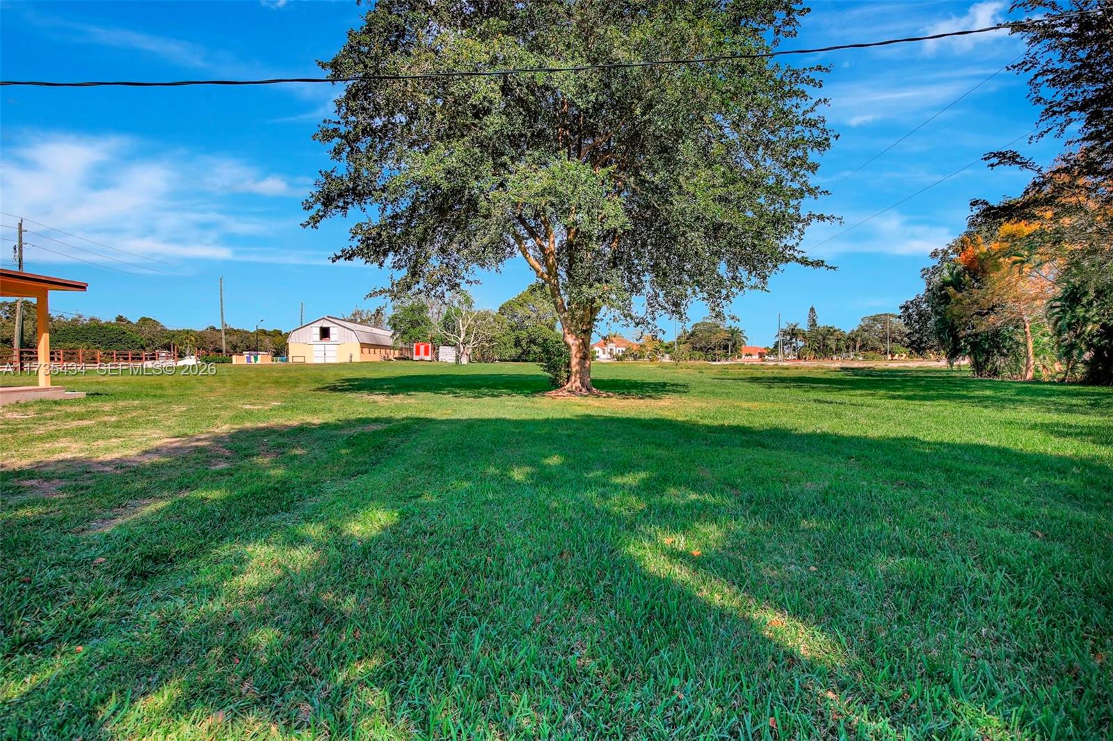 COUNTRY CLUB RANCHES - Land