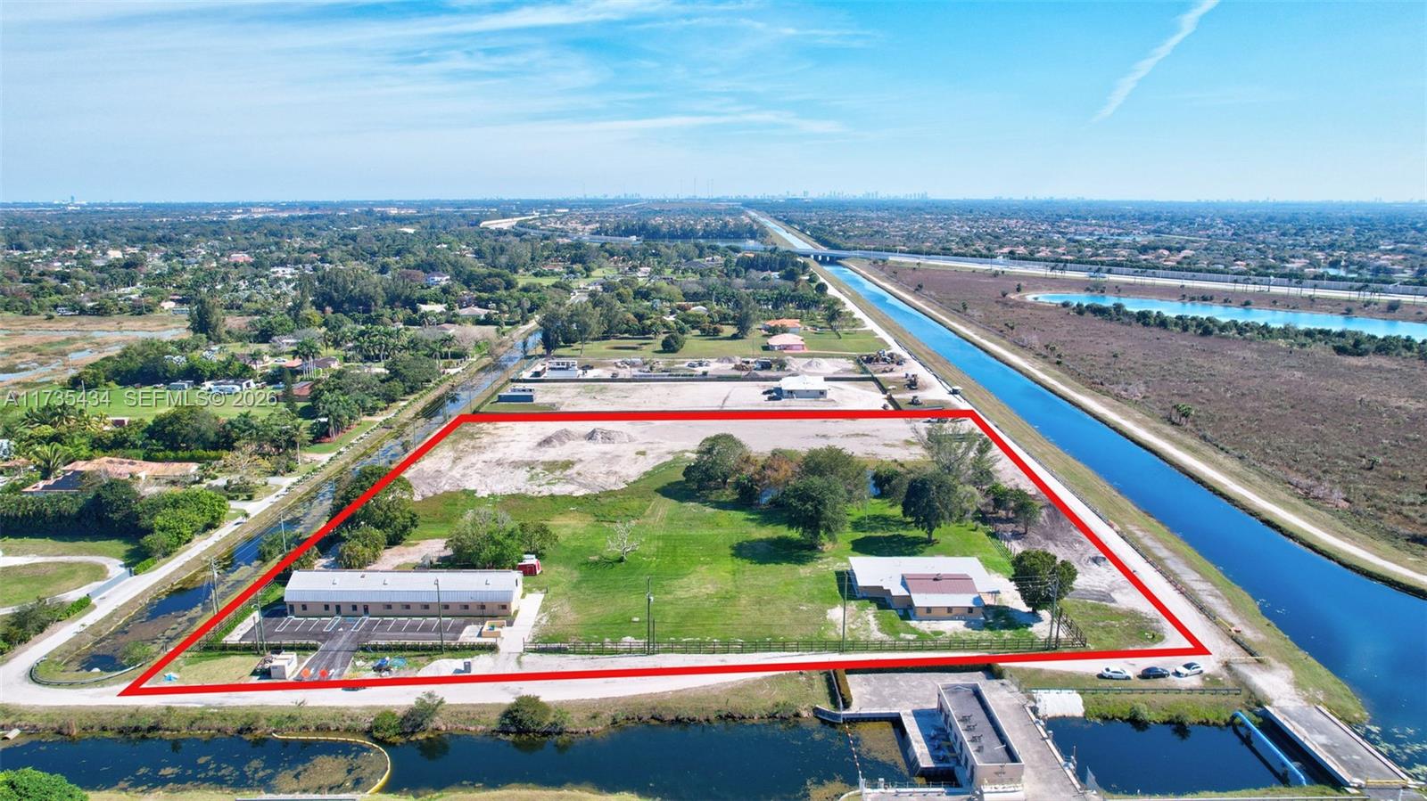 COUNTRY CLUB RANCHES - Land